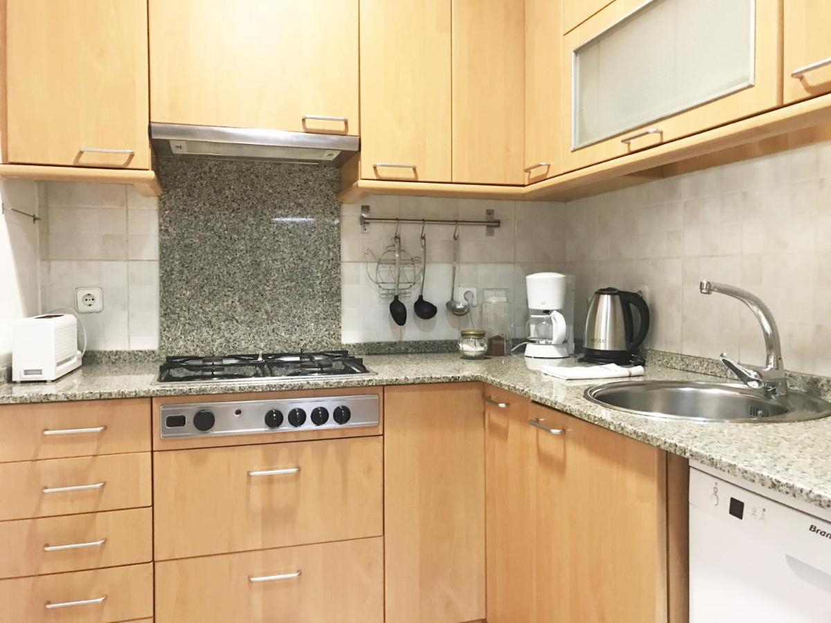 Lovely Apartment at Park Güell Barcelona Kültér fotó